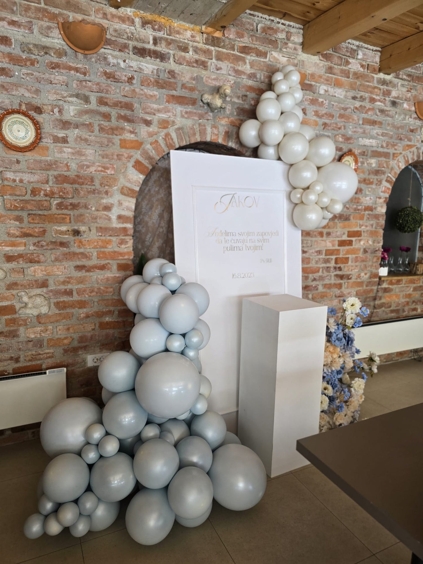 Balonska dekoracija za posebne prigode